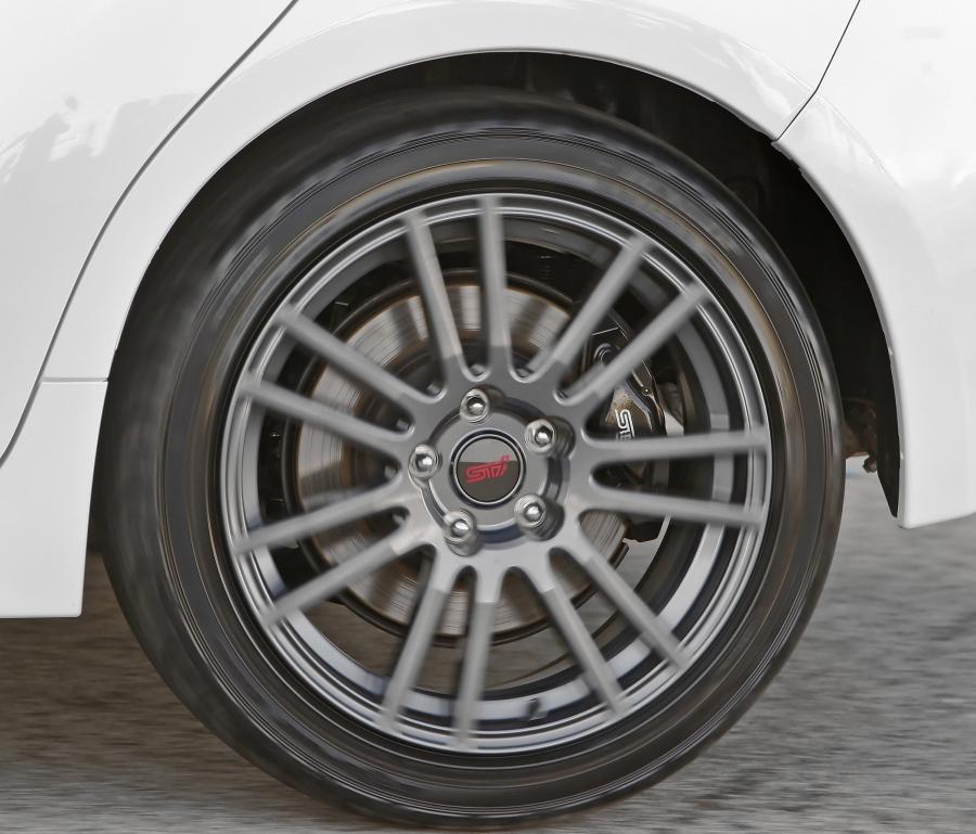  Subaru Impreza WRX STi Special Edition 2010 года  (US) (фото 9 из 33)